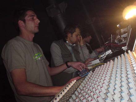 funkstorung vs eavesdropper live